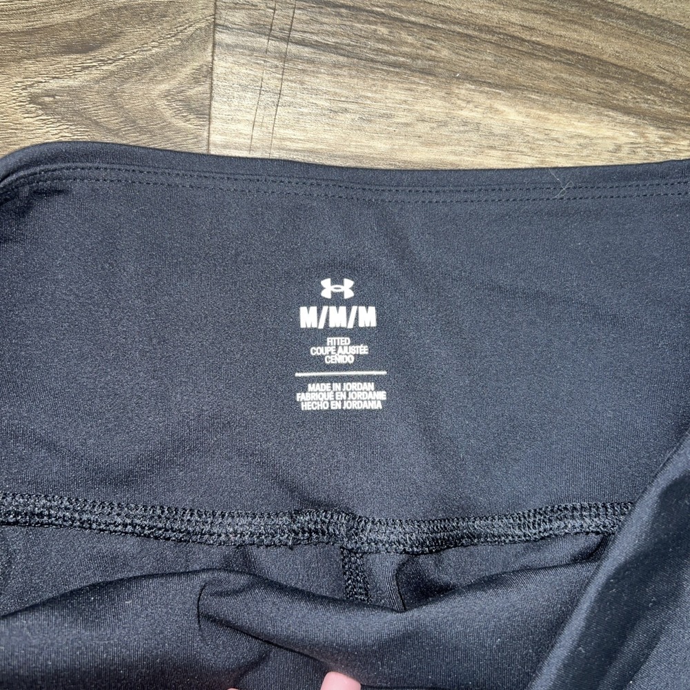 Under Armor Women's Black Fitted Joggers Size M - Picture 3 of 5
